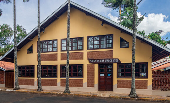 Fachada |  Pousada das Nascentes