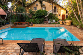 Pousada-Nascentes-Brotas-piscina-jardim-sauna-13