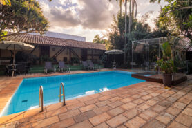 Piscina e Jardim |  Pousada das Nascentes