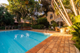 Piscina e Jardim |  Pousada das Nascentes